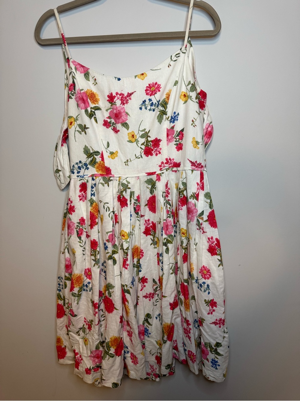 Gal Meets Glam White Floral-Strap Dress - Pink, Red & Yellow Floral Sz 4